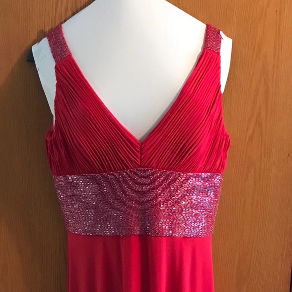 js prom gown red